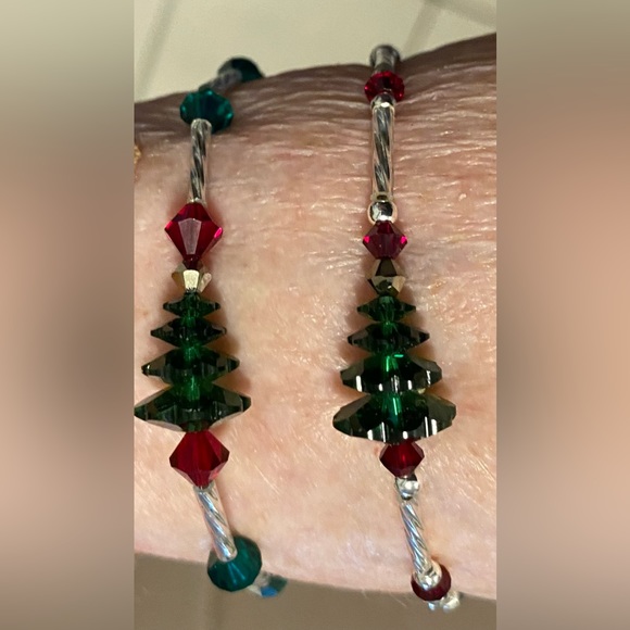 NEW Swarovski crystal Christmas bracelets - Picture 3 of 8